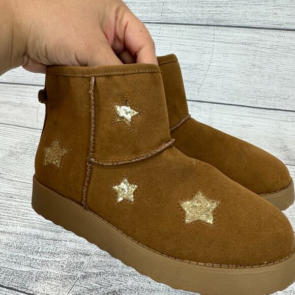 Jellypop Girl's Zane Tan & Gold Star Sherpa Lined Booties Size 2 - Picture 10 of 10